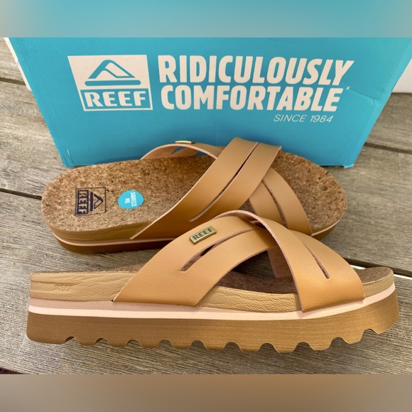 Reef Shoes - New REEF Platform Sandals Women 9